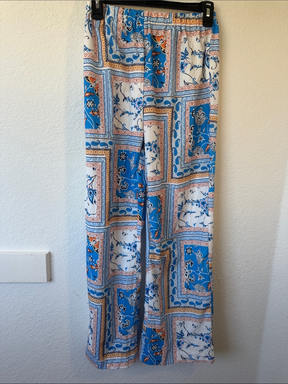Blue Beachy Wide Leg Patterned Pants Medium (M)